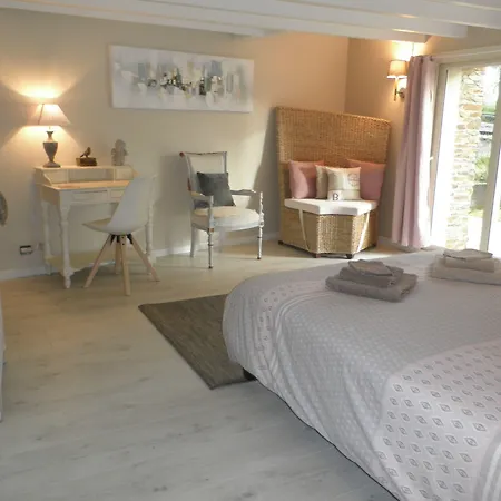 Au Clos De Launay D'hotes 3* Le Cellier