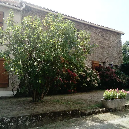 Au Clos De Launay D'hotes