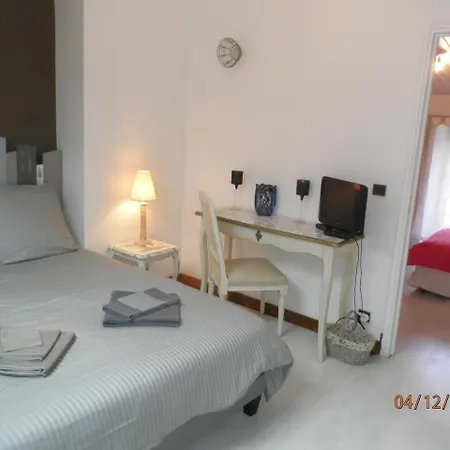 בית הארחה Au Clos De Launay D'hotes