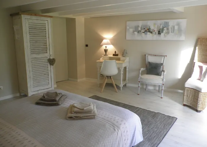 Au Clos De Launay D'hotes