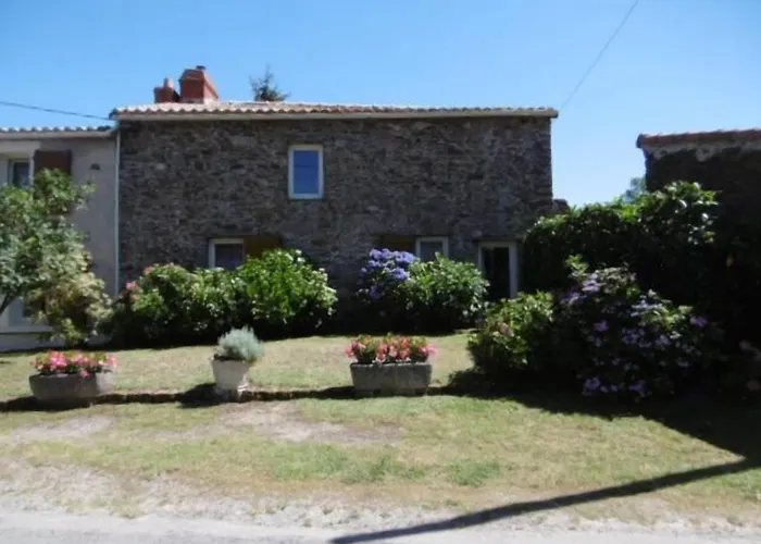 Au Clos De Launay D'hotes